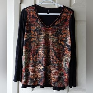 Women's V-Neck Long Sleeve Top in Black with Autumnal Print